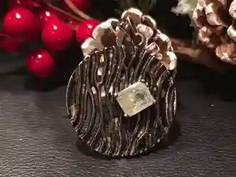 Aquamarine Pendant – Black Silver 4.2 × 5.5 cm