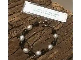 Timeless Elegance Bracelet — Smoky Quartz & White Pearl (18 cm)