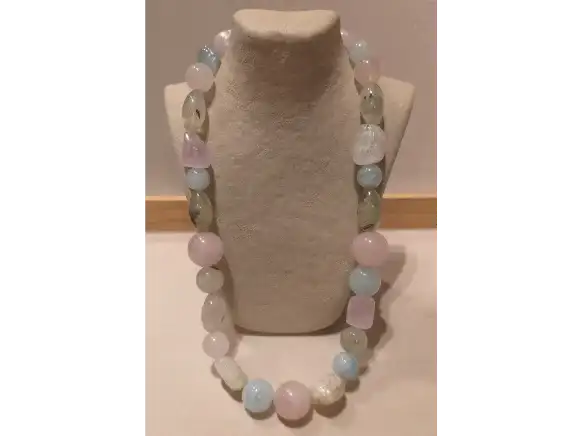Serenity Bloom Necklace — Rose Quartz, Aquamarine, Kunzite & Prehnite (47.5 cm)