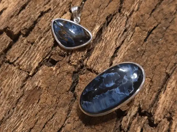 Stormlight Pietersite Jewelry Set — Silver Pendant & Adjustable Ring